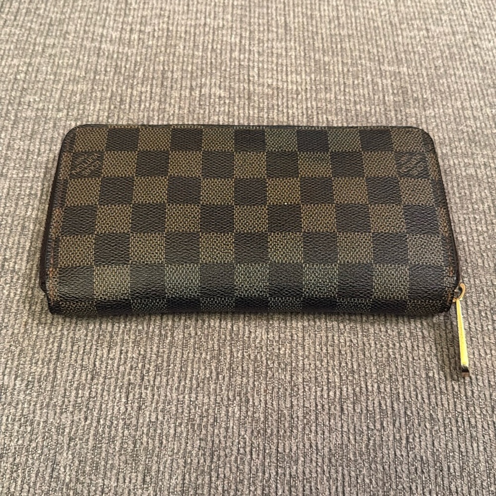 Louis Vuitton Wallet